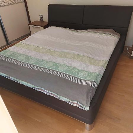 Apartma Klara Izola Bagian luar foto